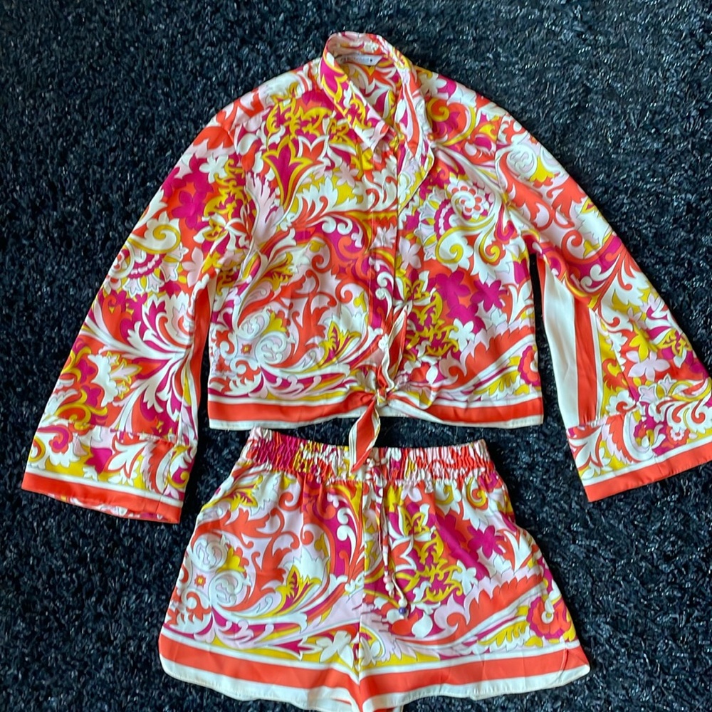 Zara printed set - shirt and shorts